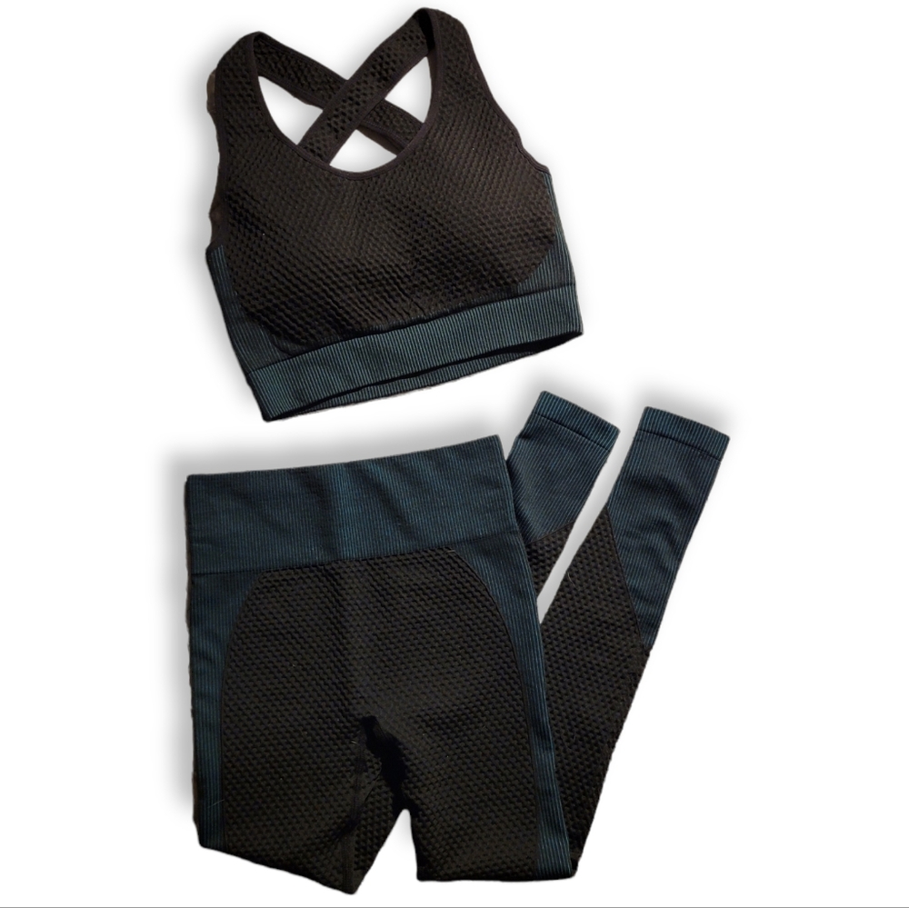 Active Wear 2 pc. Set - NWT, Size Small (runs small, measurements included)